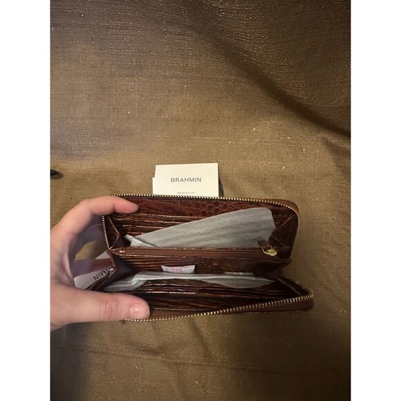 NWT Brahmin Women's Suri Leather Zip-Around Wallet Pecan Melbourne - Picture 3 of 7